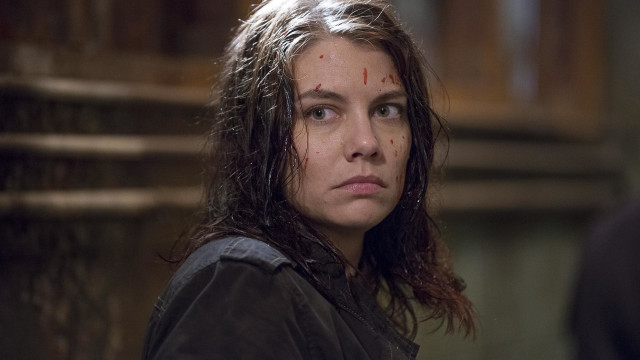 Woman bloody face black jacket free wallpaper for desktop - medium preview image