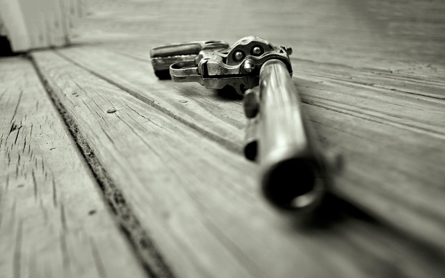 Keys wooden floor door handle free wallpaper for desktop - medium preview image