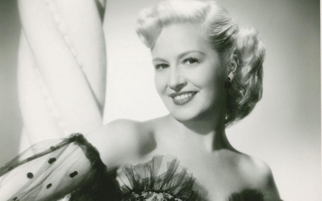 Woman dress pose hand shoulder free wallpaper for desktop - medium preview image