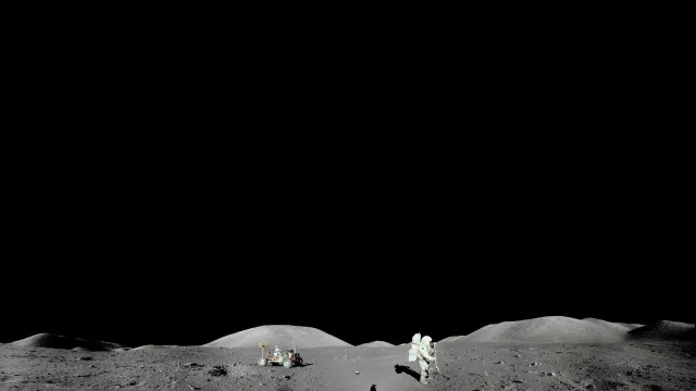 Astronauts moon walking black background free wallpaper for desktop - medium preview image