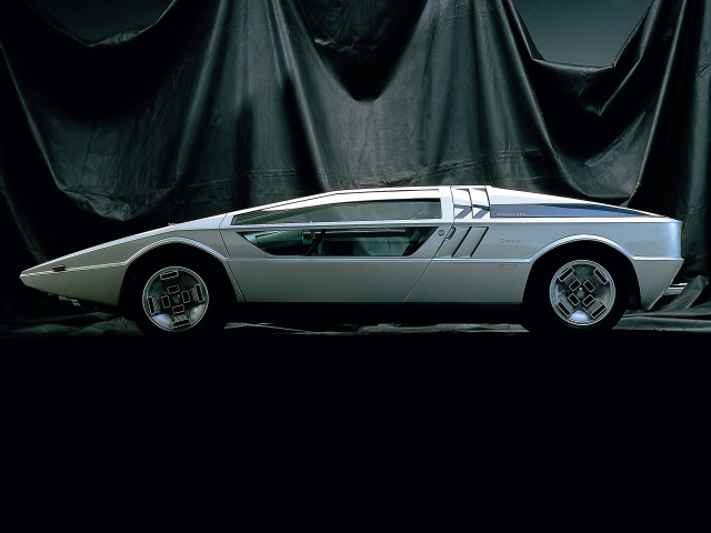 White car dark room black free wallpaper for desktop - medium preview image