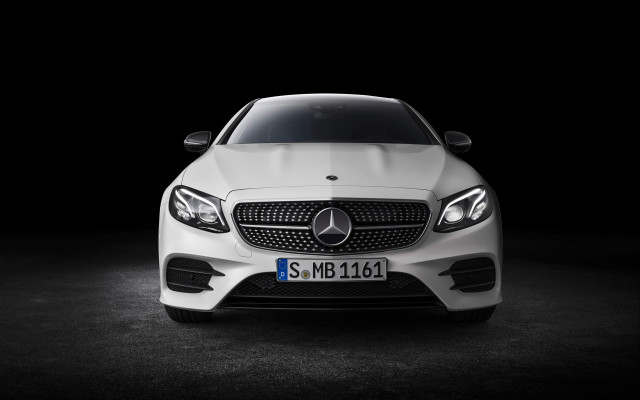 White mercedes benz digital rendering #2 free wallpaper for desktop - medium preview image