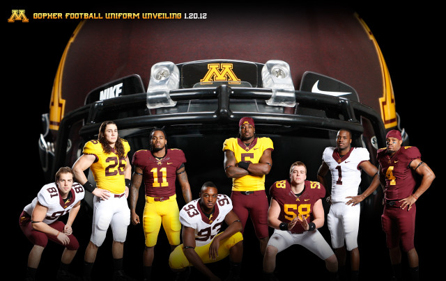 Football players photo stadium bench free wallpaper for desktop - medium preview image