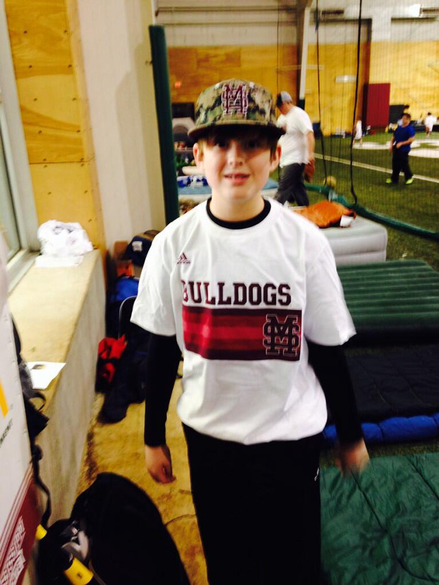 Young boy baseball cap luggage free wallpaper for mobile - medium preview image