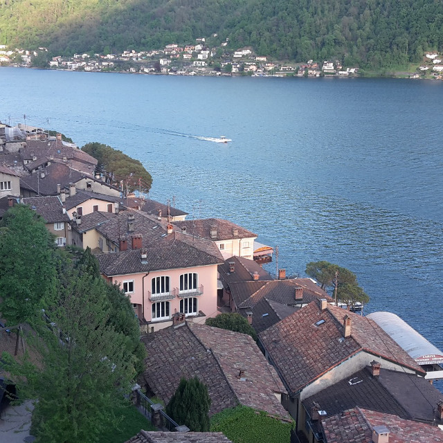 Town water boat mountain view free wallpaper for tablet - medium preview image