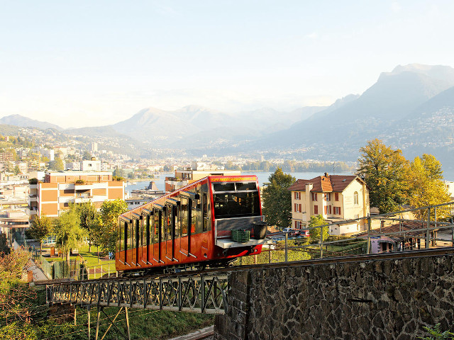 Red black train bridge city free wallpaper for desktop - medium preview image