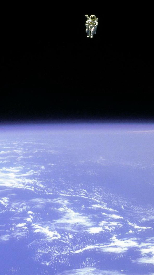 Space station earth clouds shuttle free wallpaper for mobile - medium preview image