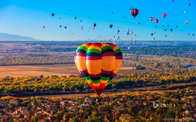 Hot air balloons city blue free wallpaper for desktop - medium preview image