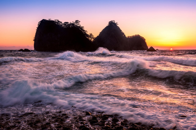 Sunset ocean waves crashing shore #7 free wallpaper for desktop - medium preview image