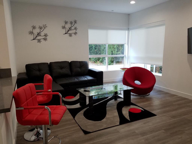 Livingroom modern couch chair table free wallpaper for desktop - medium preview image