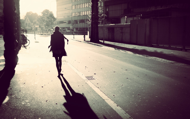 Woman walking street day suitcase free wallpaper for desktop - medium preview image