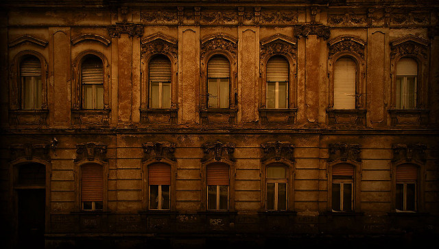 Building windows clock front side free wallpaper for desktop - medium preview image