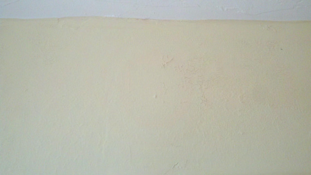 White wall cat toilet corner free wallpaper for desktop - medium preview image