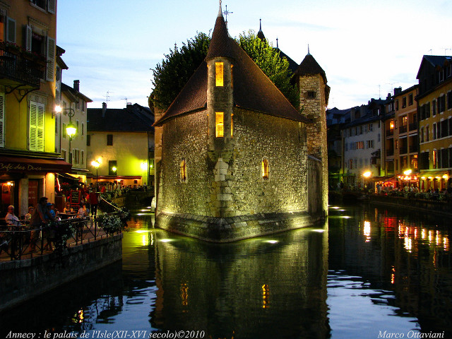 River building people tables side free wallpaper for desktop - medium preview image