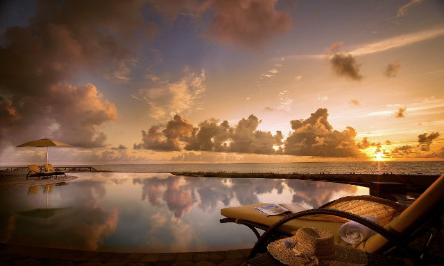 Pool ocean sunset chairs umbrella free wallpaper for desktop - medium preview image