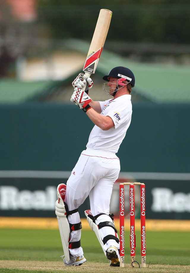 Man white cricket game field free wallpaper for mobile - medium preview image