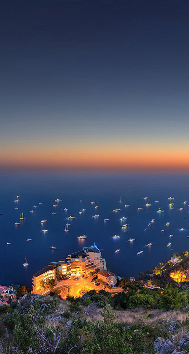 City water night boats hill free wallpaper for mobile - medium preview image