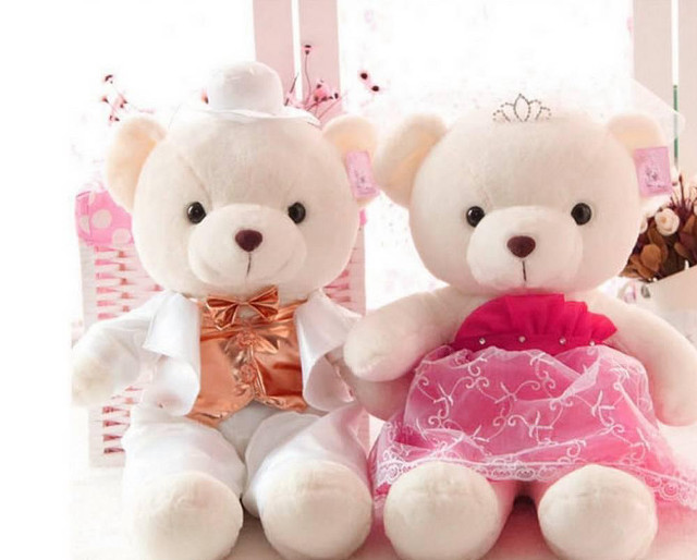 Teddy bears pink white table free wallpaper for desktop - medium preview image