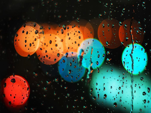 Rain covered window lights background free wallpaper for desktop - medium preview image