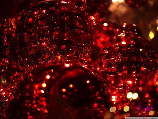 Shiny balls pile lights blurry free wallpaper for desktop - medium preview image