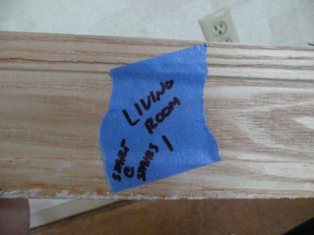 Blue paper message says image free wallpaper for desktop - medium preview image