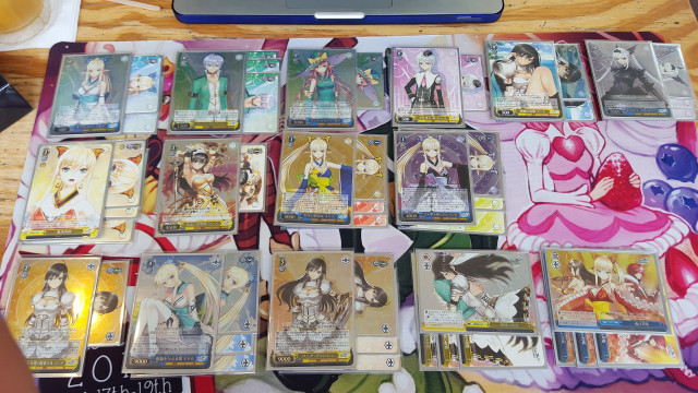 Table cards laptop computer card free wallpaper for desktop - medium preview image