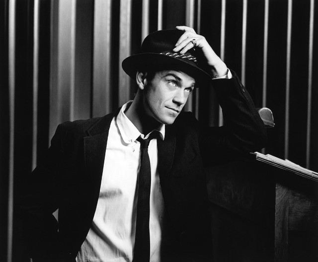 Man suit tie wall blackwhite free wallpaper for desktop - medium preview image