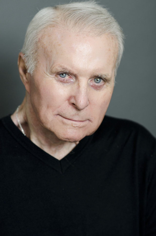 Man black shirt american barbizon free wallpaper for mobile - medium preview image