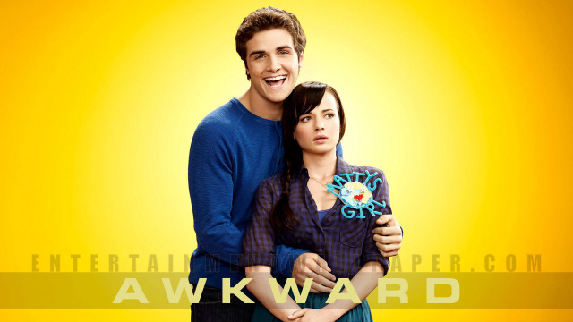 Awkward man woman yellow background free wallpaper for desktop - medium preview image