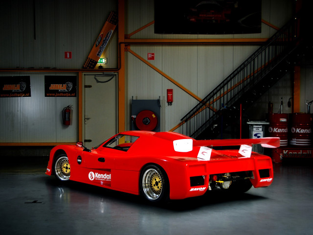 Red sports car garage staircase #2 free wallpaper for desktop - medium preview image