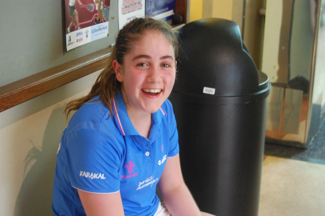 Girl bench food trash can free wallpaper for desktop - medium preview image