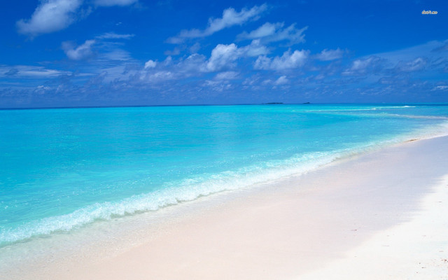 Beach blue sky white sand #6 free wallpaper for desktop - medium preview image