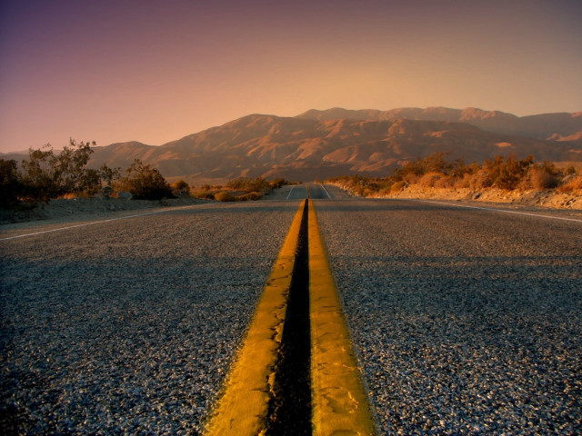 Yellow line desert road mountains free wallpaper for desktop - medium preview image