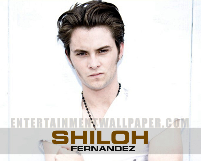 Man necklace white shirt looking #2 free wallpaper for desktop - medium preview image