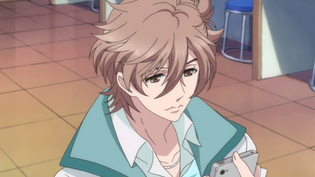 Person holding cell phone tiled free wallpaper for desktop - medium preview image