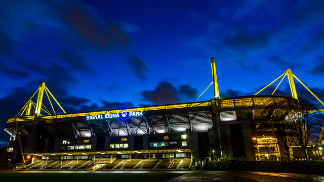 Stadium blue sky clouds night free wallpaper for desktop - medium preview image