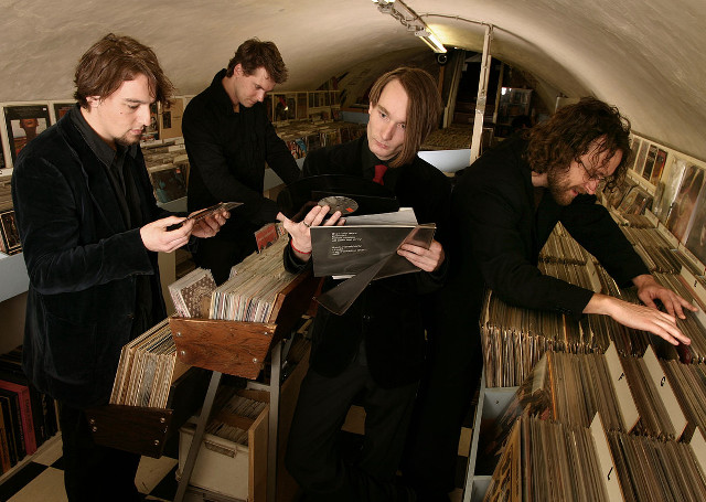 Men records room record player free wallpaper for desktop - medium preview image