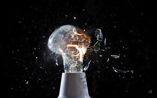 Lightbulb smoke blackbackground bubbles shockart free wallpaper for desktop - medium preview image