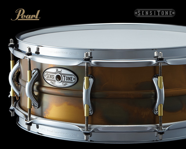 Drum gold tone closeup black free wallpaper for desktop - medium preview image