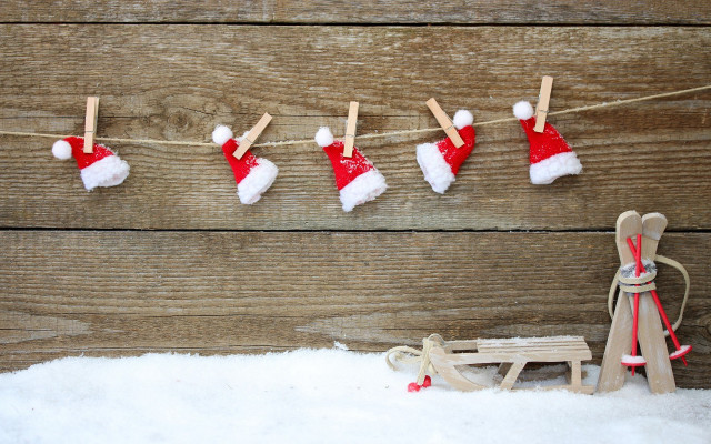 Wooden sled toy santa hat free wallpaper for desktop - medium preview image
