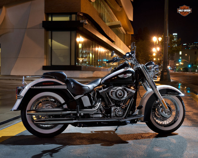 Motorcycle parked night city street free wallpaper for desktop - medium preview image