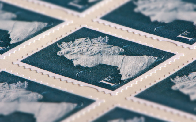 Stamp queen closeup image photo free wallpaper for desktop - medium preview image