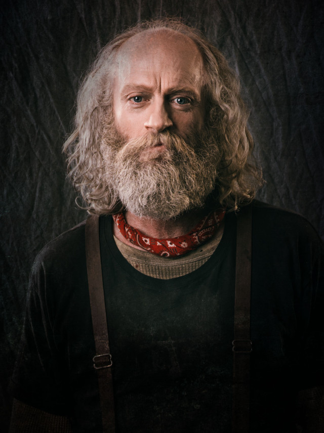 Bearded man bandana serious expression free wallpaper for mobile - medium preview image