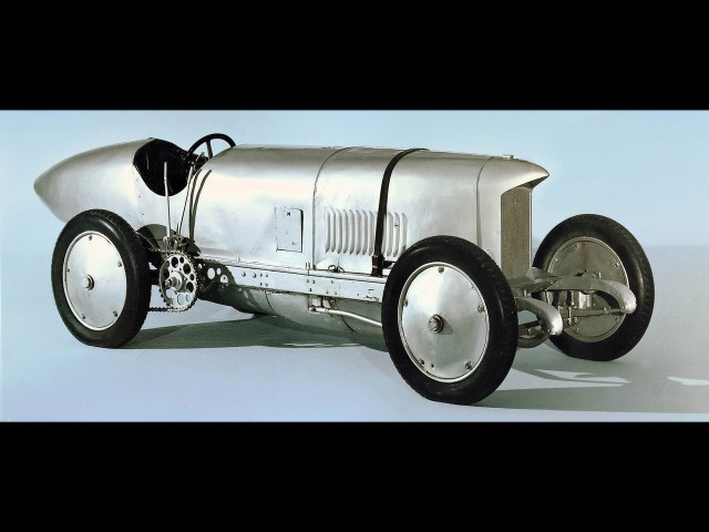 Silver car black rim digital free wallpaper for desktop - medium preview image