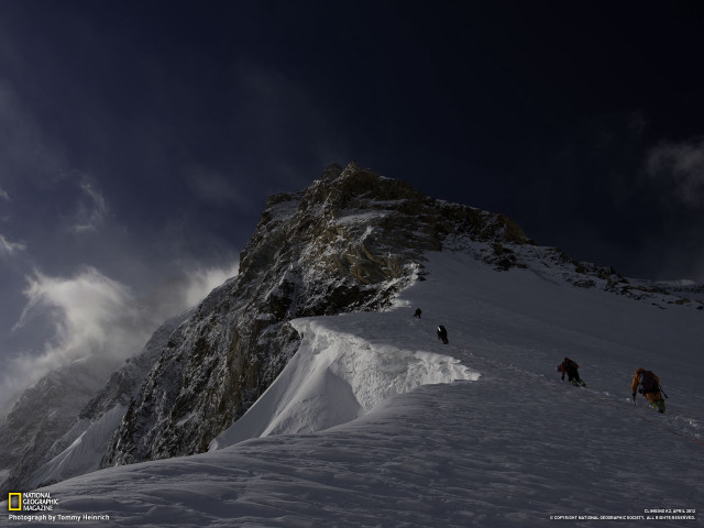 Climbing snow mountain dark sky free wallpaper for desktop - medium preview image