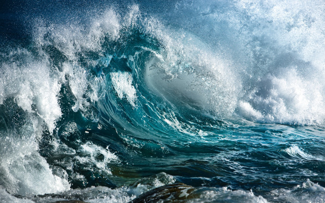 Large wave crashing ocean shore free wallpaper for desktop - medium preview image