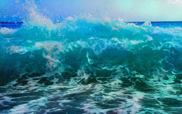 Large wave breaking ocean shore #3 free wallpaper for desktop - medium preview image