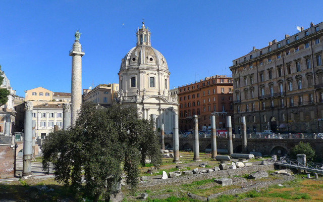 Large building tower dome city free wallpaper for desktop - medium preview image