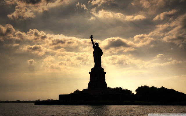 Liberty silhouette cloudy water night free wallpaper for desktop - medium preview image