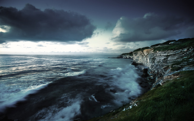 Cliff ocean cloudy dark sky free wallpaper for desktop - medium preview image